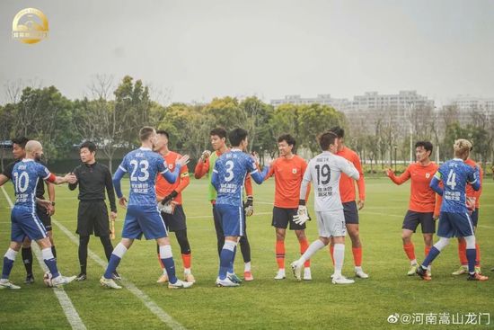 阿森纳近期主场取得了7连胜，本赛季至今13个主场赛事10胜3平保持不败。